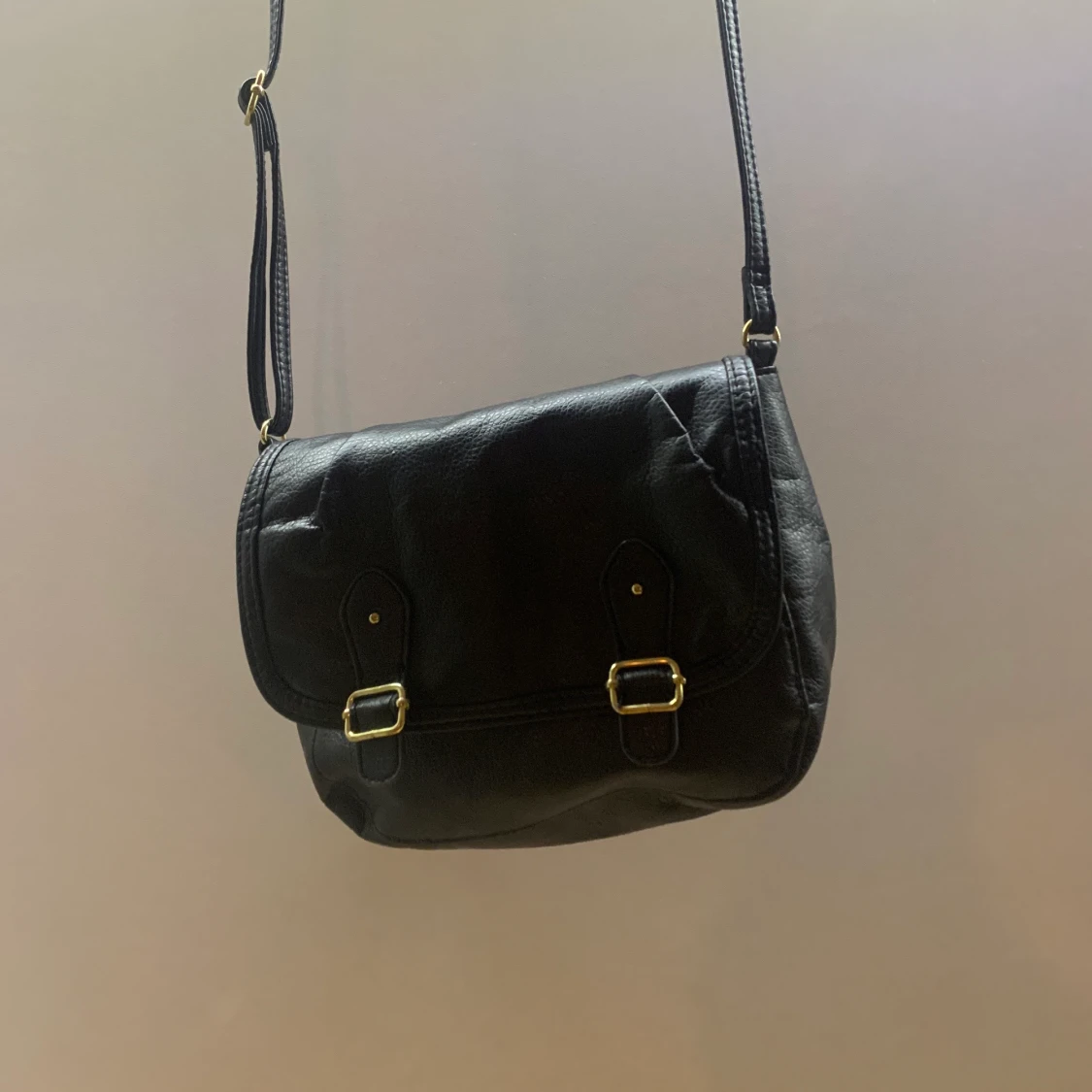 Svart väska  - 90