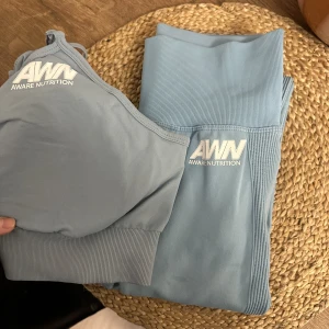 AWARE träningskläder  - Välanvända 