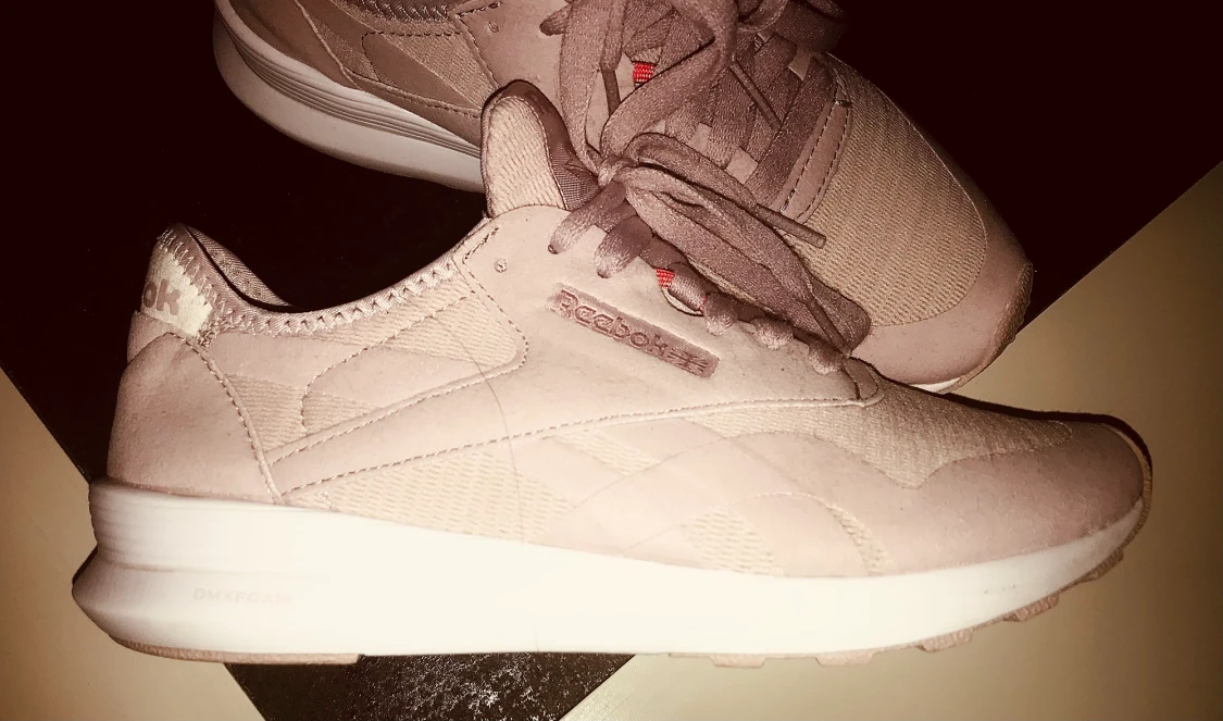 Superfina REEBOK sneakers strl 37 - 90