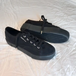 H&M skor - Nyskick, nästan aldrig använda. strl 38