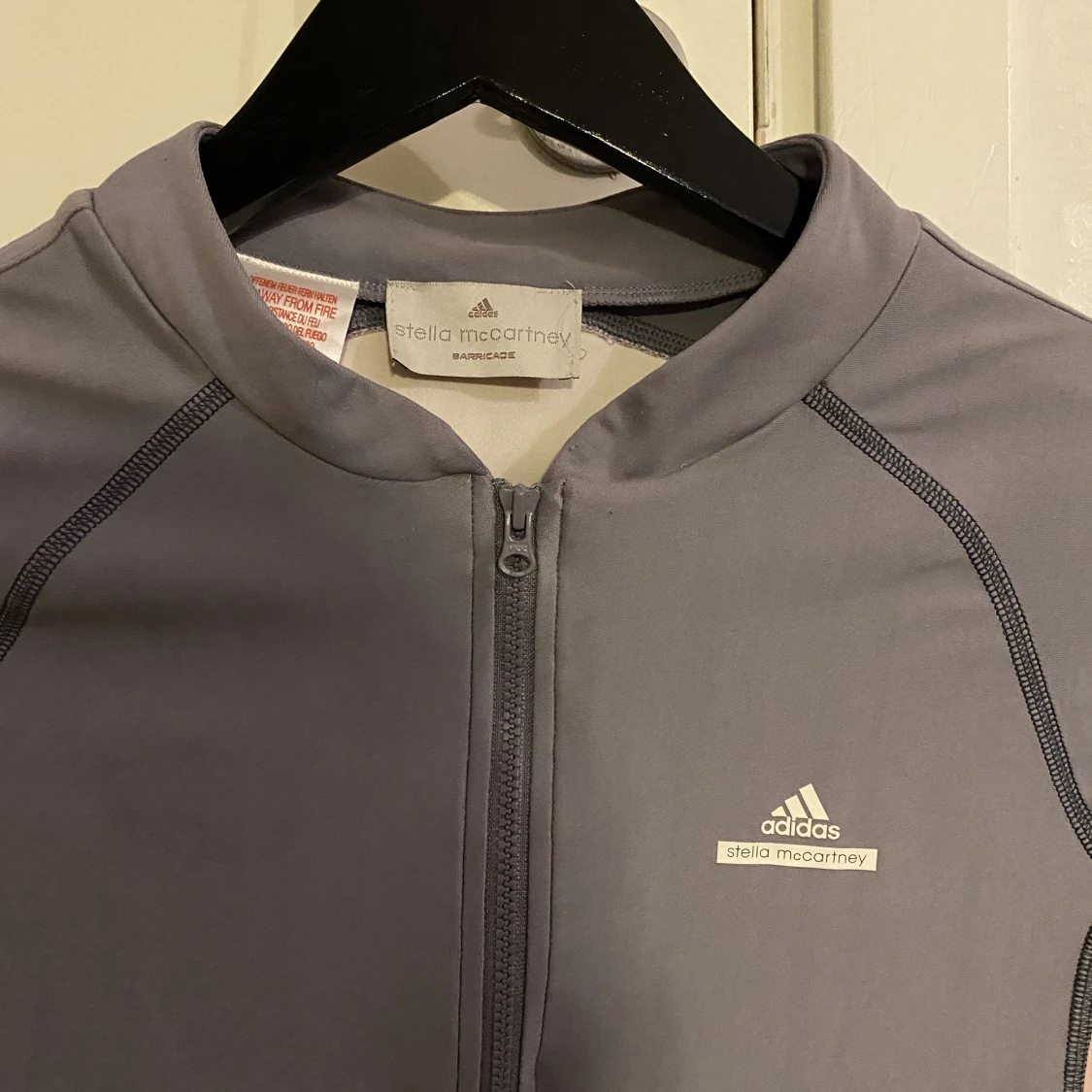 Träningstop från adidas x Stella McCartney  - 90