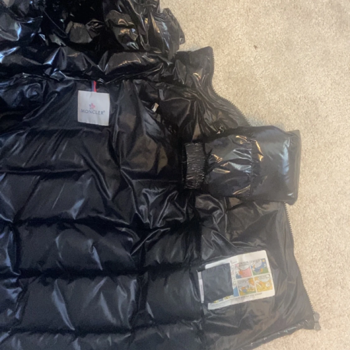 Moncler  - 90
