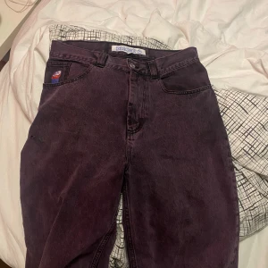 Polar big boys  - Tänkte kolla en intressekoll på mina lila polar big boys i storlek m dem har ett litet hål men d är absolut inget man tänker på är öppen mot byten kommer klippa om det till Jorts om jag inte kan sälja dem