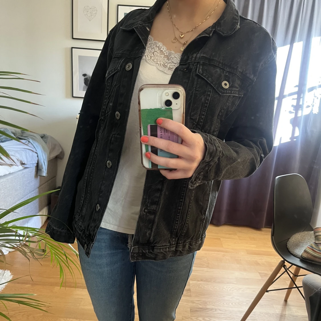 Mörkgrå jeans jacka