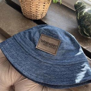 Wrangler vintage bucket hat - Perfekt skick