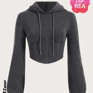 Hoodie  - Storlek M men mer som en S 