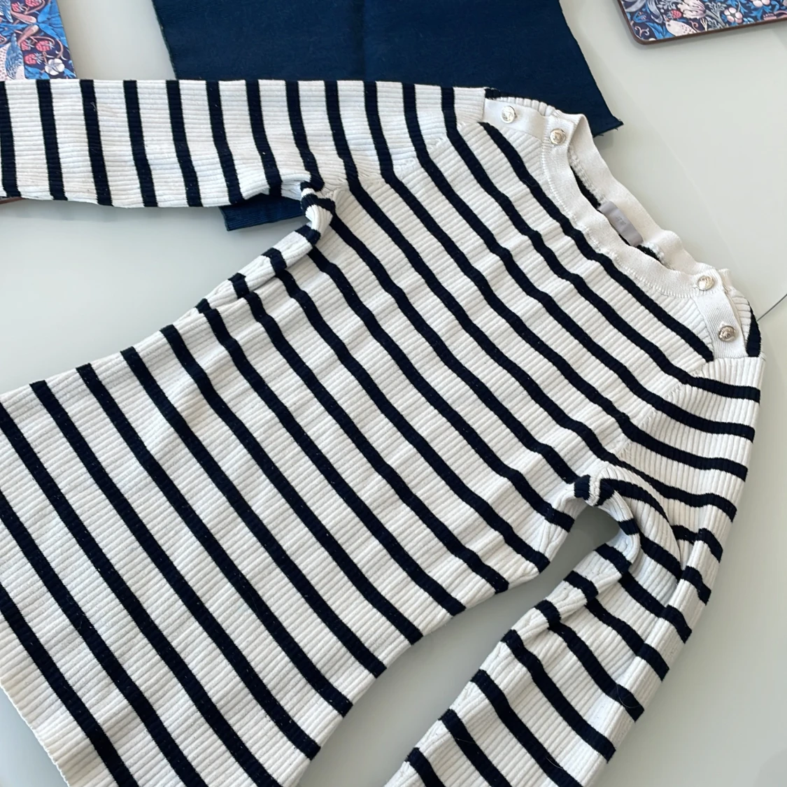 Randig H&M tröja - 91