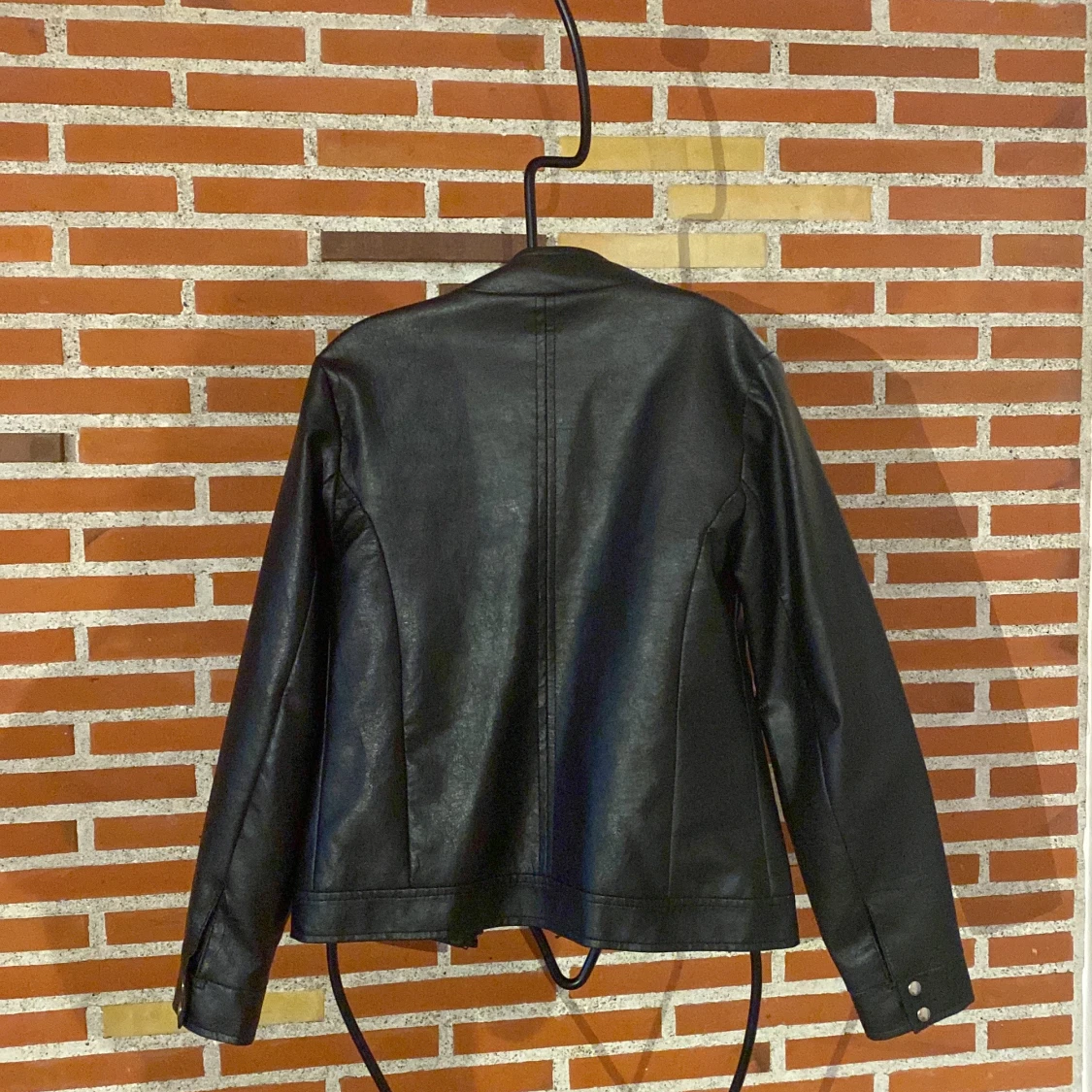 Fejk läder jacka - 90