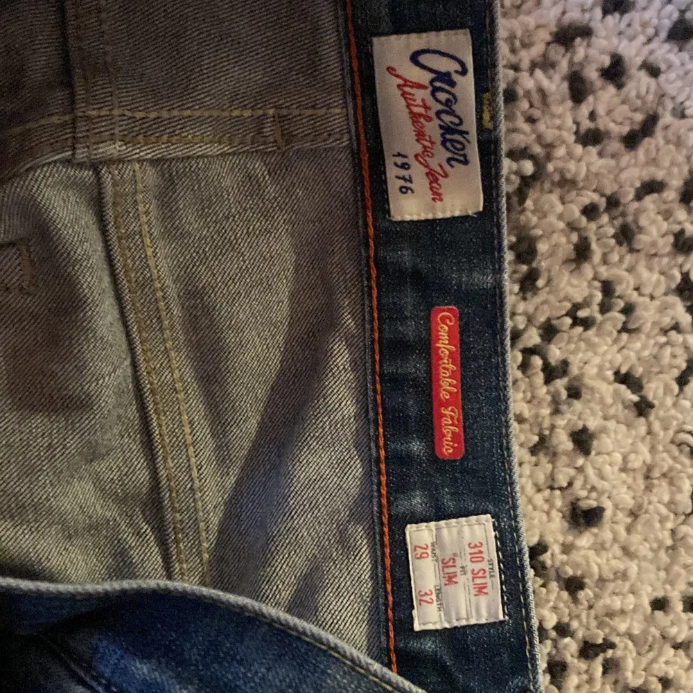 Crocker jeans aldrig använda storlek 29/30 priser ka. Diskuteras . Jeans & Byxor.
