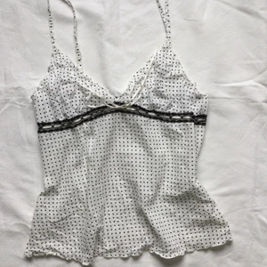 Linne - Söt topp, passar till xs-m