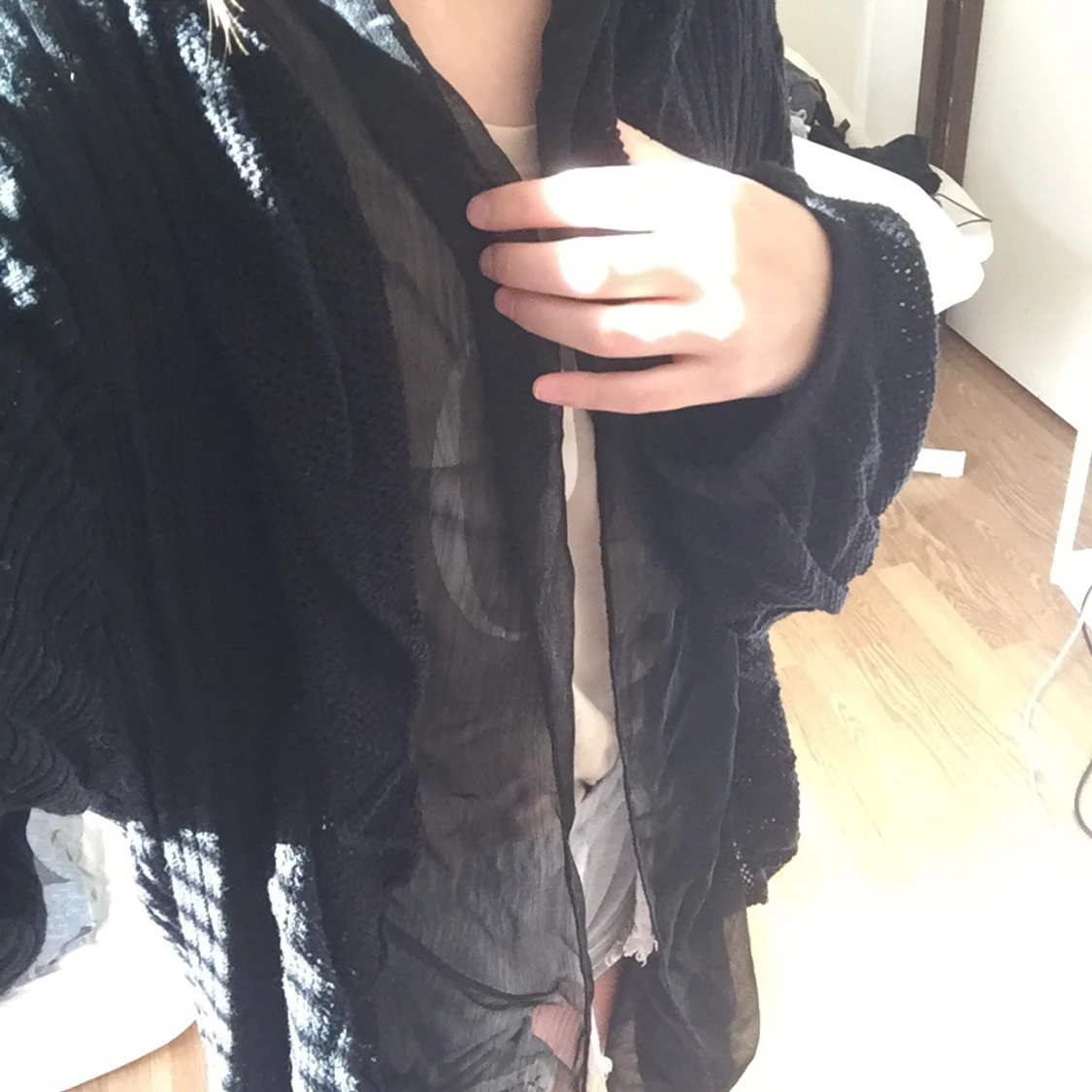 Svart stickad cardigan strl. M - 91