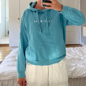 Gina Tricot tröja - Jättefin blå tröja från Gina tricot i strl M