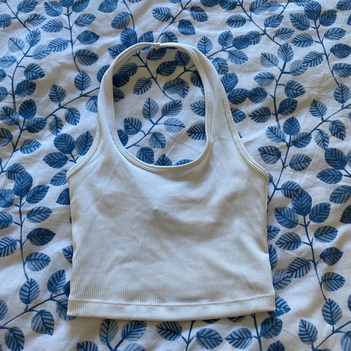 HM Crop Top med Halterneck