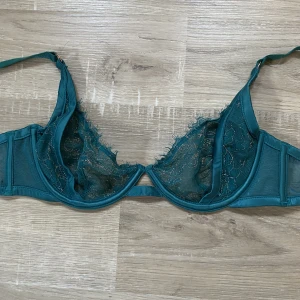 Topp - supee snygg bh från Loungeunderwear säljer pga för liten