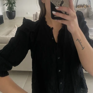 Zara topp - Super gullig topp från zara 