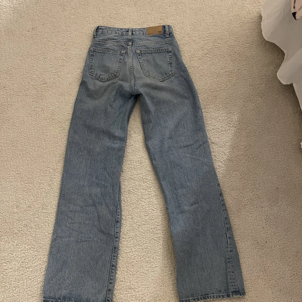 Blåa jeans från Lager 157 i storlek xxs. Pris går att diskutera . Jeans & Byxor.