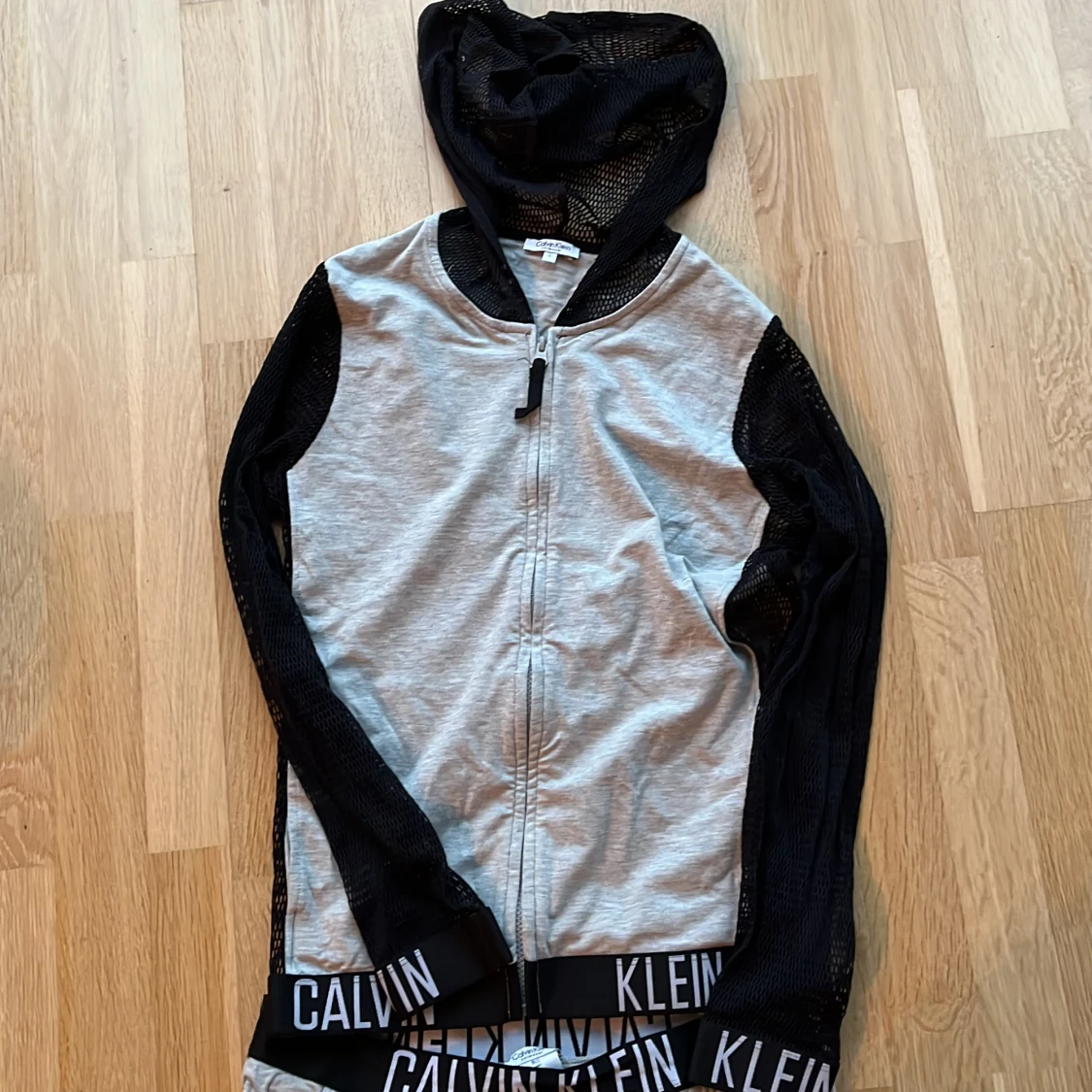 Mjukisdräkt Calvin Klein  - 90