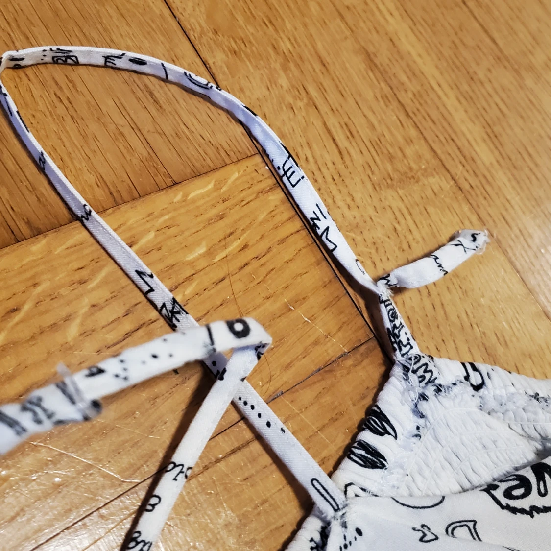 Ballongklänning med dödskallar - 91