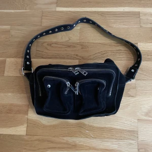 Nunoo väska - Nunoo bag, finns inga defekter osv💓