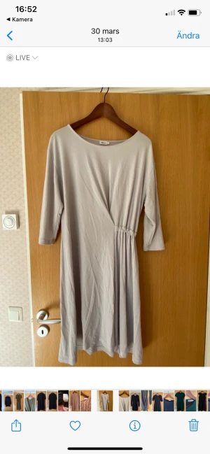 Klänning från Filippa K  - Ljusblå klänning från Filippa K. Storlek S. Sparsamt använd så i fint skick. Nypris ca 1800 kr 