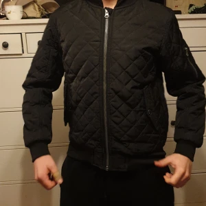 jacka - Är bra priset kan diskuteras tvättas inan köp storlek 158