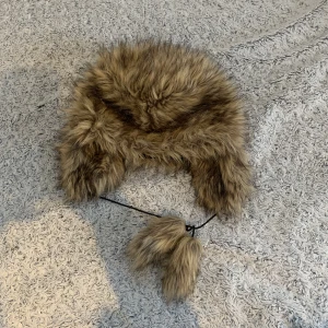 Pälsmössa  - Pälsmössa i nyskick.