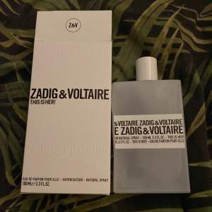 En Zadig & Voltaire parfym helt ny råka öppna paketet och kunnde inte lämna tillbaka det.bra skick orgenal pris 739kr
