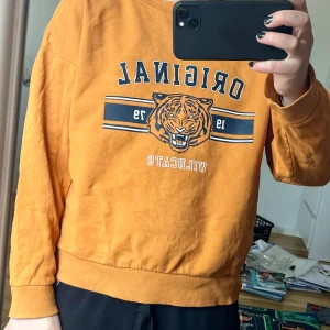 Tröja från GinaTricot oanvänt! - Köpt för ett tag sen men oanvänt!  Stl M från GinaTricot 