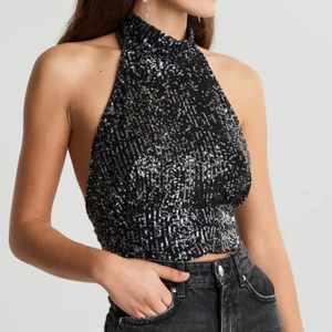 Glittrig festtop - Superfin glittrig top som passar perfekt till nyår💞