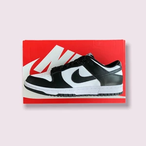 Nike dunk Panda - Nike Dunk panda sjukt snygga inför sommaren i storlek 42! 