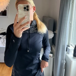 Tränings tröja - Använd ett fåtal gånger❤️ Med reflex 