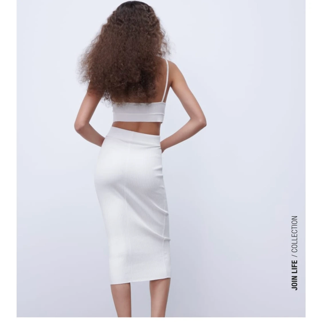 Vit ribbad kjol från Zara - 90