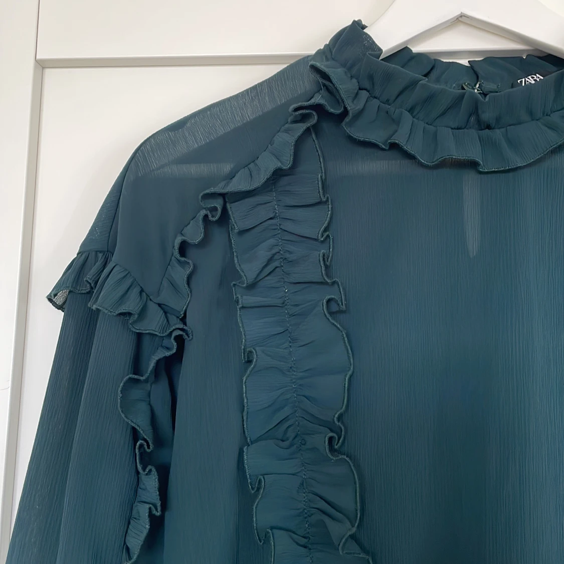 ZARA skjorta strl S - 90