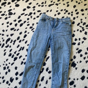 Mom jeans  - Storlek 36