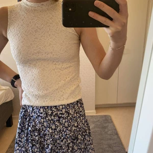 Fin topp - Fin vit topp från Lindex. 