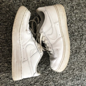 Nike airforce  - Hyfsat bra skick. Storlek 38