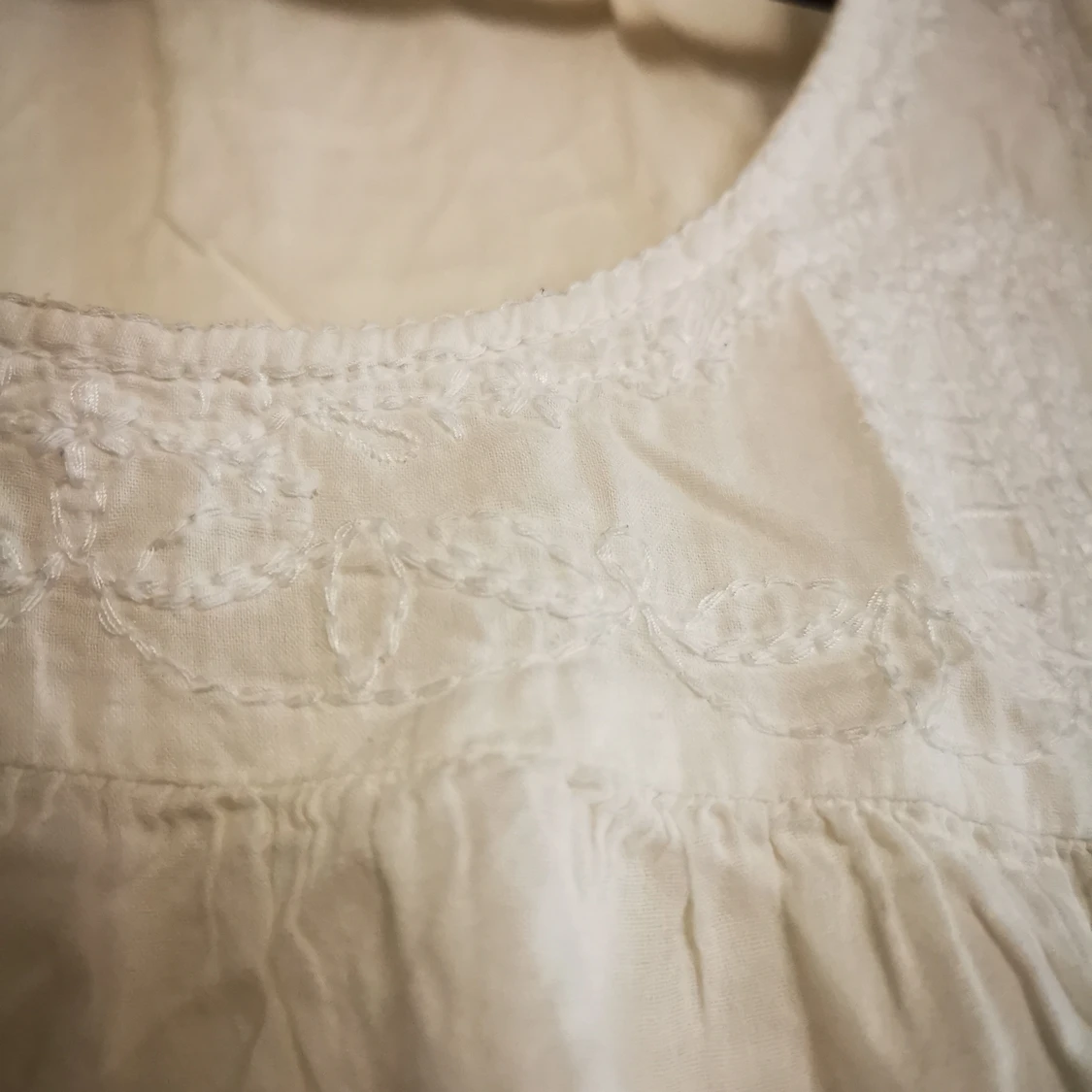 Vit klänning, stl: small - 91