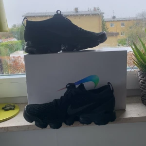 Vapormax - Säljer nu mina vapormax inte använda så mycket men priset kan diskuteras vid snabb affär