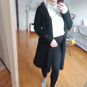 Busnel kappa - Säljer min älskade Busnel kappa  Passar small/medium   Fler bilder finns att få  Kan eventuellt tänka mig att diskutera priset vid en snabb affär