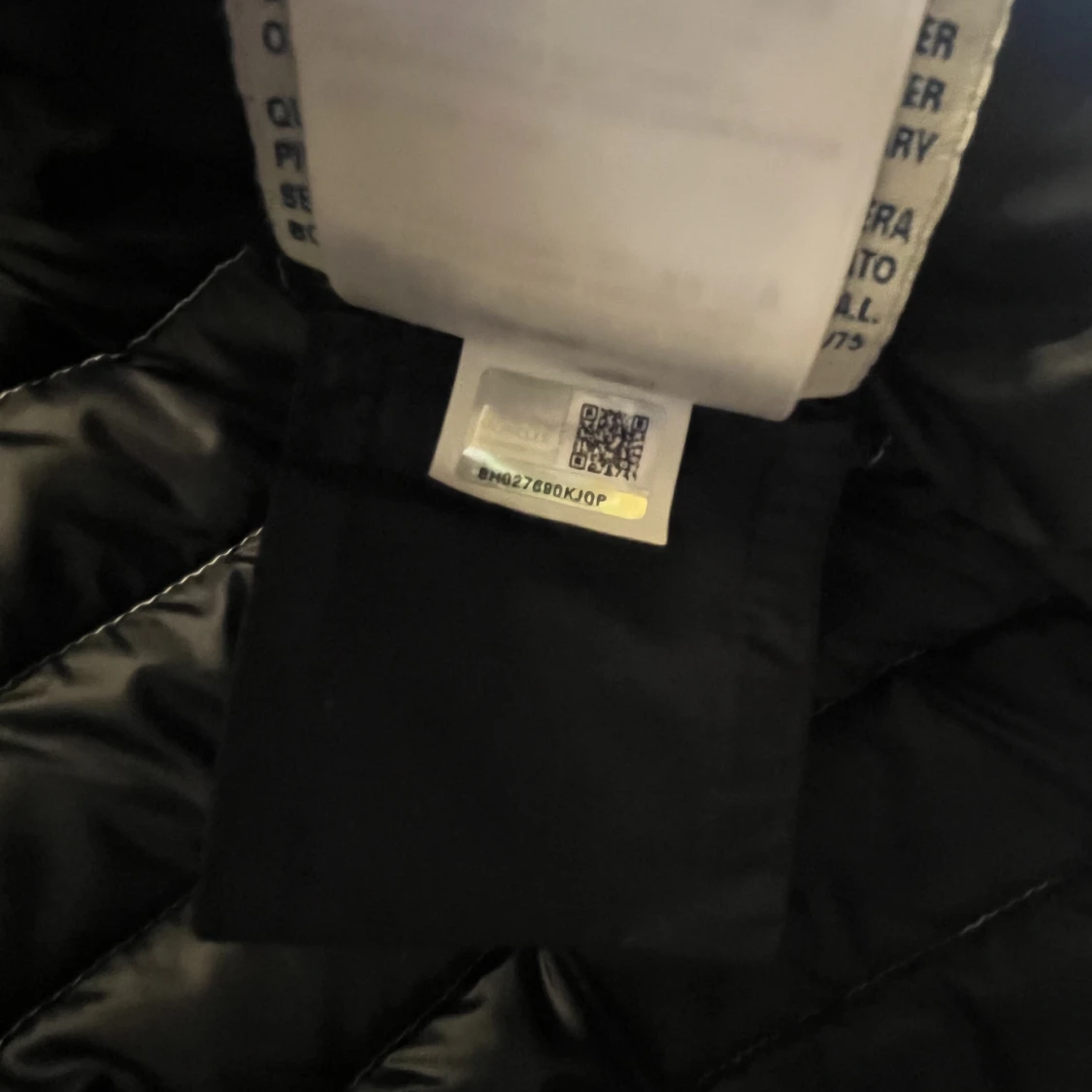 Unik moncler jacka  - 90