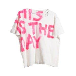 Beata Rydbacken SEASON 2 - Upcycled t-shirt.