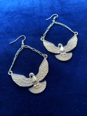 Örhängen  - Vackra örhängen med fåglar 