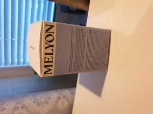 MELYON skincare milk cleanser  - Salicylid acid, Ginger root estract.  Oanvänd d såklart. Förpackning ingår. 