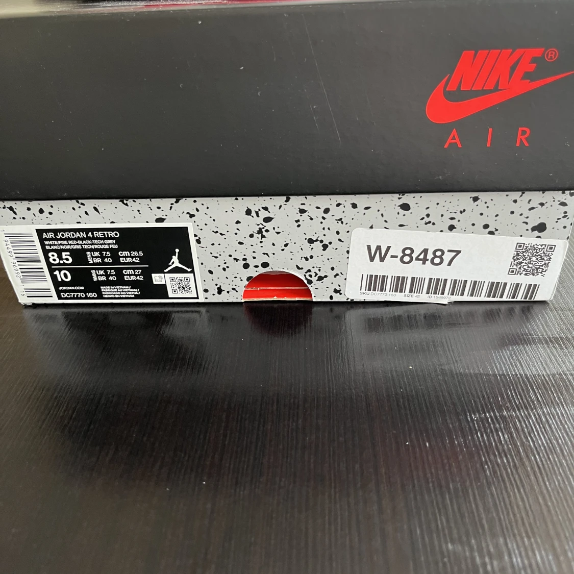 Jordan 4 Fire Red - 91