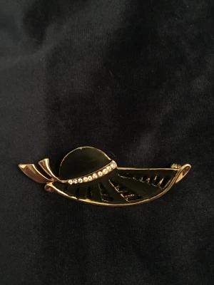 Brosch damhatt  - Med rhinestones 