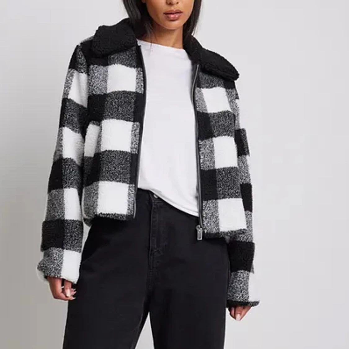 NA-KD Kort rutig teddyjacka - 90