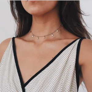 Stjärna Halsband  - Finns silver och gyllene färg kvar  79kr/st Frakt 15kr . Sammafrakt 