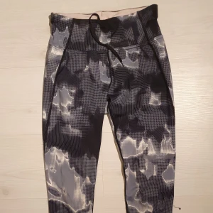 Träningstights från energetic - Sköna träningstights från energetic i strl XS🏃‍♀️ Squatproof!