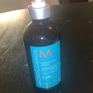 Moroccan oul intense curl cream - Leave-in conditioner, för defition samt hydrering för lockigt/vågigt hår. Knappt använd, eventuellt köpt för 350