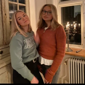 Stickad zip up tröja💗🫶🏽 - Säljer denna jättesnygga half zip up tröjan!! Storlek S🥰🥰Långa armar!!